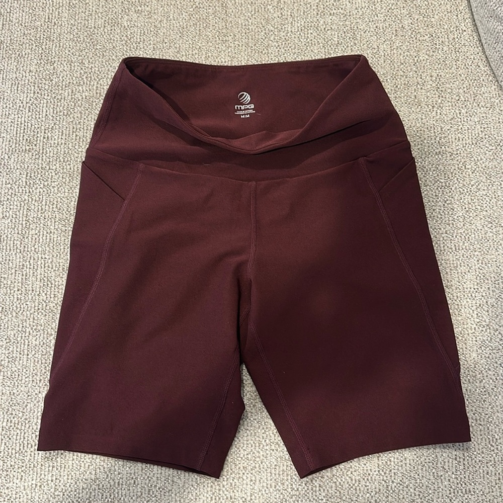 MPG Burgundy Shorts with Pockets Sz Med